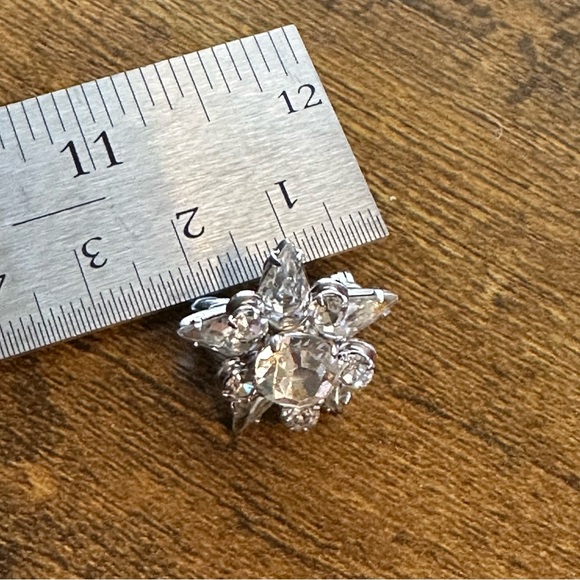 Vintage star brooch - Picture 15 of 16